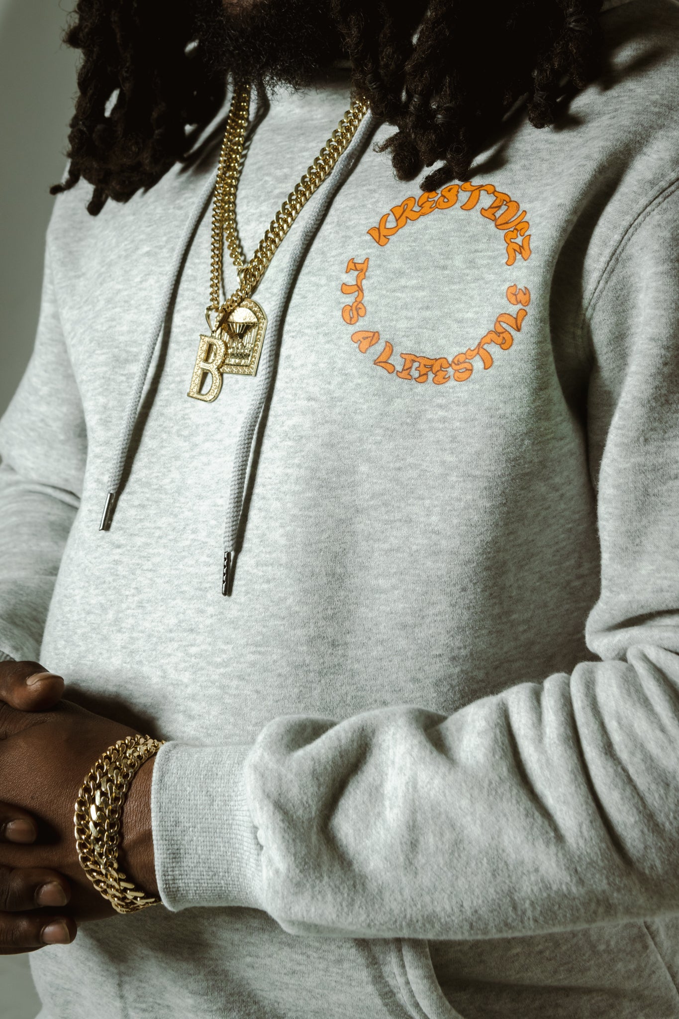 Kre8tivez "Circle Of Lifestyle" Sweatsuit